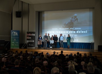 powiększ zdjęcie: Marma Polskie Folie as a Partner of the Film &quot;Golden Children of ...